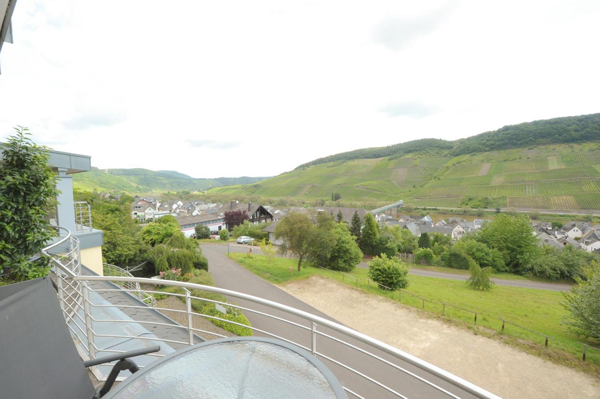 Ferienhaus Panorama Mosel Reil Buitenkant foto